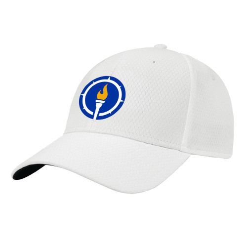  Callaway Performance White Front Crest Hat - IFC Icon